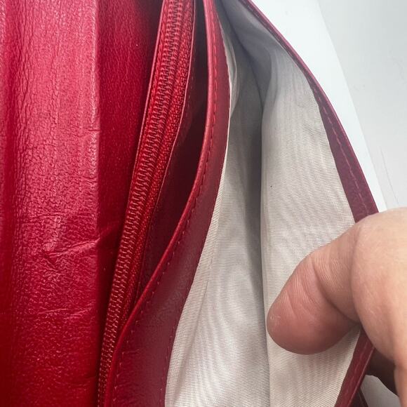 GUC Chanel Red Leather Long Wallet - Picture 7 of 13